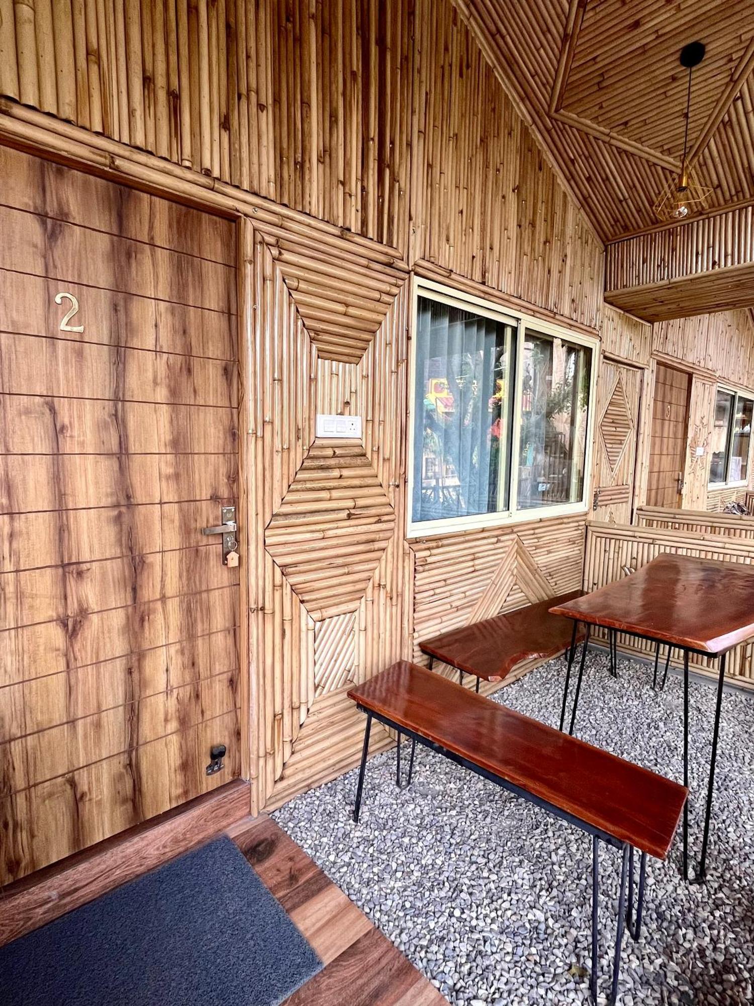 Bamboo Garden Cottages And Cafe Ришикеш Экстерьер фото